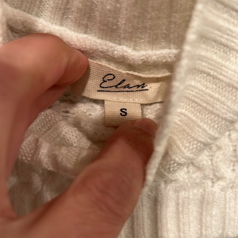 ELAN peek-a-boo white soft sweater - Picture 5 of 8